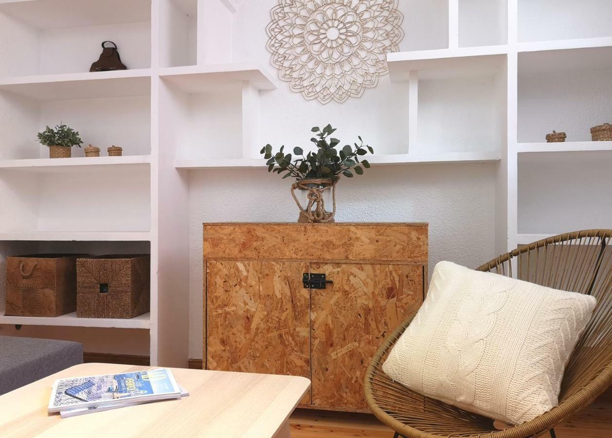 Apartamento Atocha 68 Apartment Мадрид Екстериор снимка