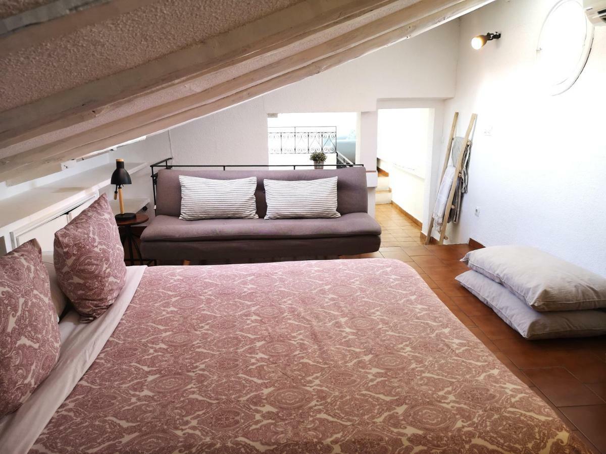 Apartamento Atocha 68 Apartment Мадрид Екстериор снимка